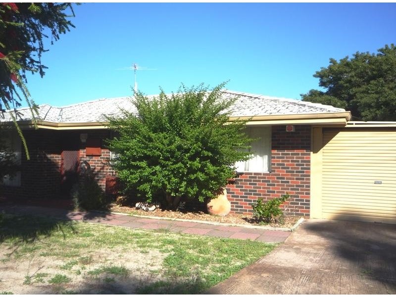 37 Townley Street, Armadale WA 6112