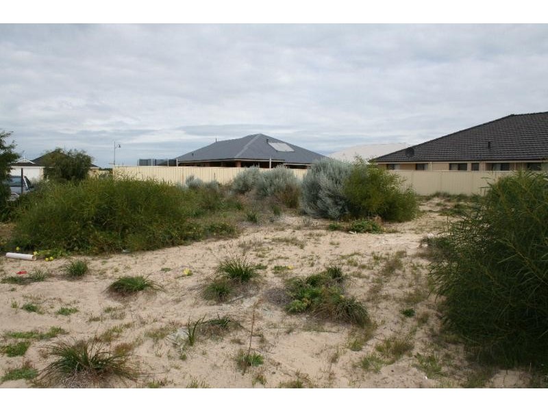 18 Duranbah Road, Secret Harbour WA 6173