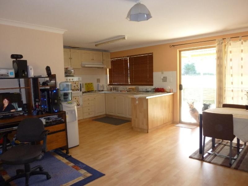 24 Shaw Mews, Leda WA 6170