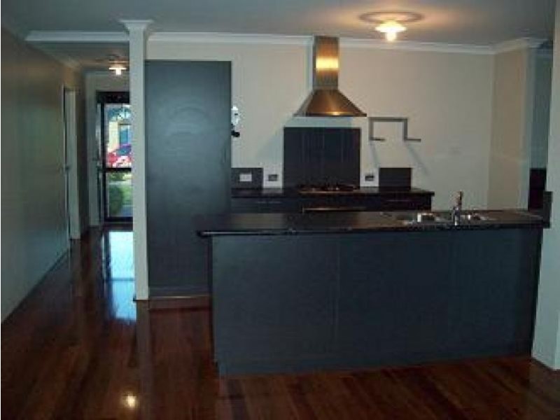 8 KARDA Way, Bertram WA 6167