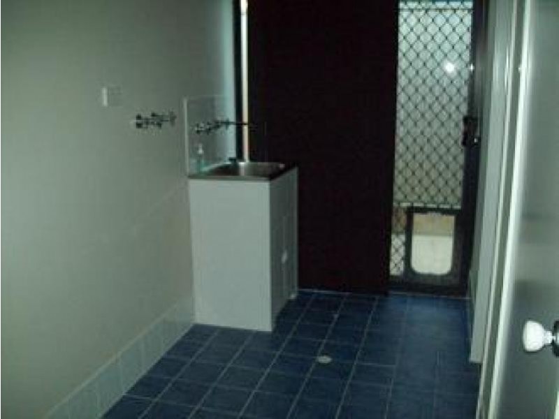 8 KARDA Way, Bertram WA 6167