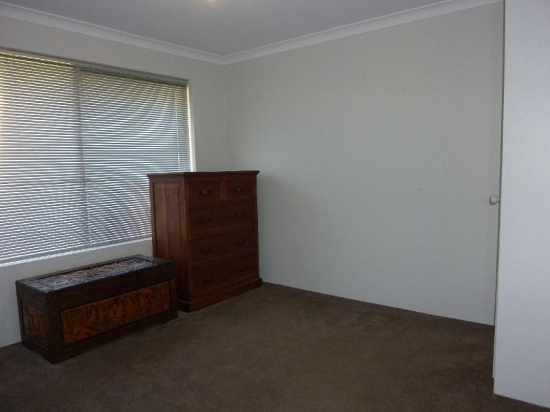 11 Ringwood Loop, Wellard WA 6170