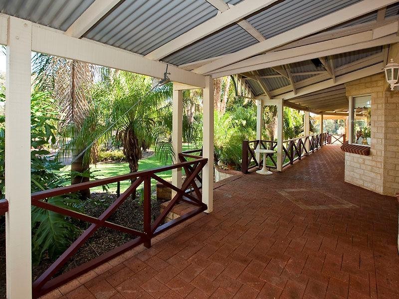 178 Braddock Road, Wellard WA 6170