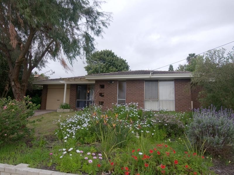 7 Newstead Crescent, Parmelia WA 6167