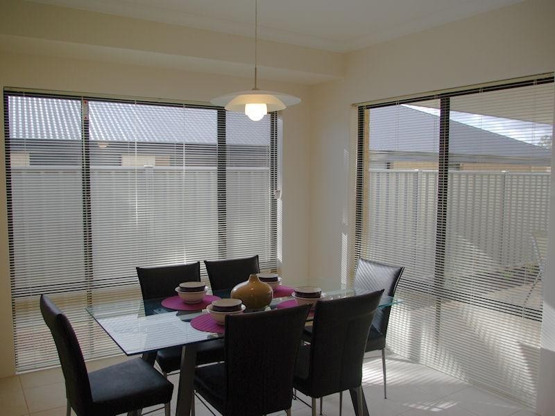 212 RUNNYMEDE GATE, Leda WA 6170