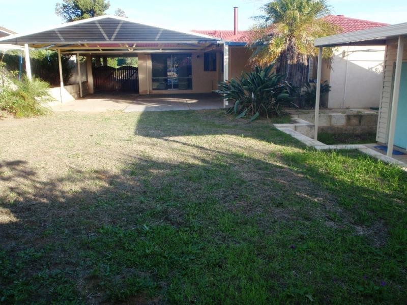 10 Nutcher Way, Parmelia WA 6167