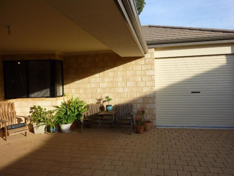 8 Nursling Chase, Wellard WA 6170