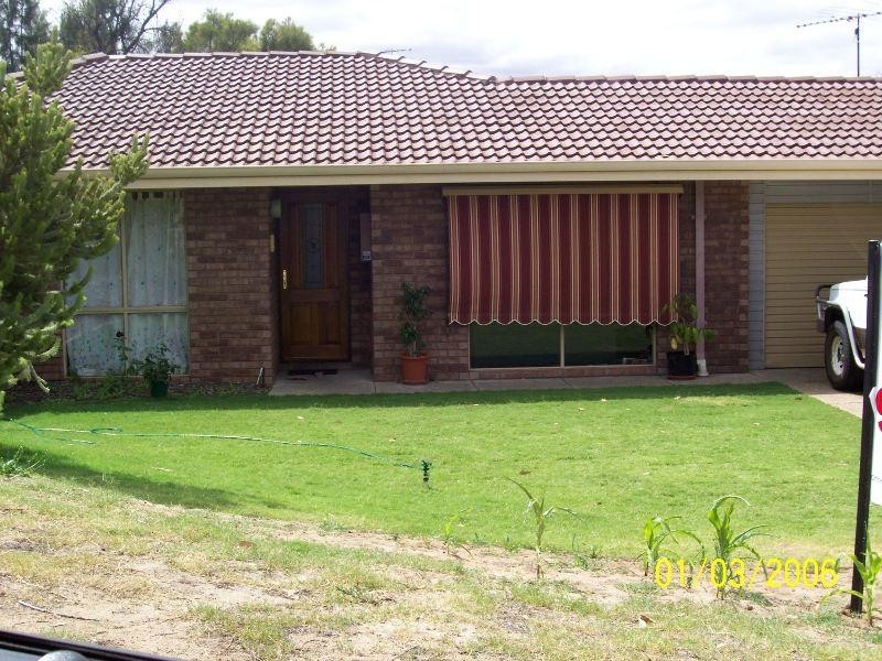 8 Jacques, Orelia WA 6167