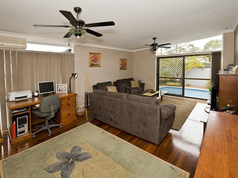 1 Chester Court, Orelia WA 6167