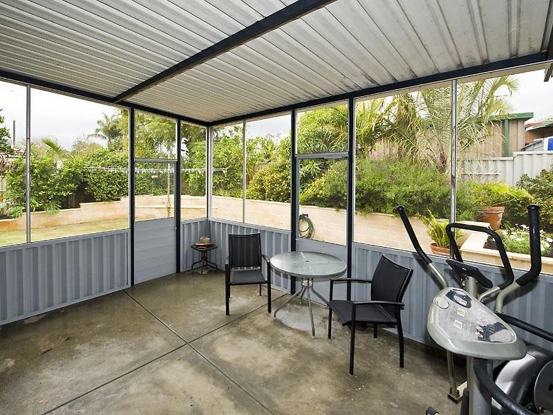 1 Chester Court, Orelia WA 6167