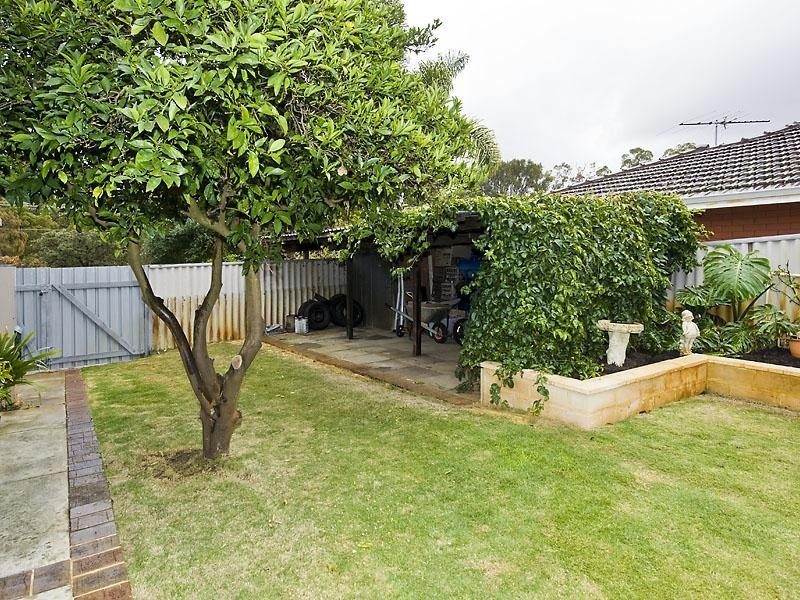 1 Chester Court, Orelia WA 6167