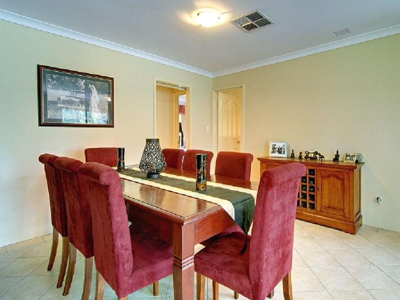 16 Bilya Avenue, Mardella WA 6125