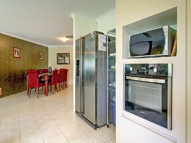 16 Bilya Avenue, Mardella WA 6125