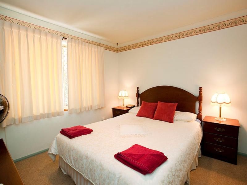 11 Newbold Street, Casuarina WA 6167