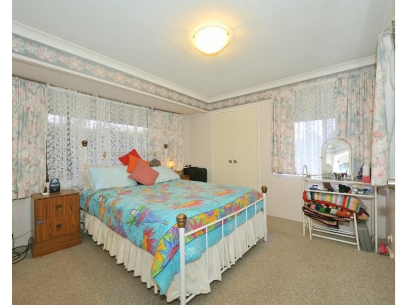 16 Kirkland Way, Parmelia WA 6167
