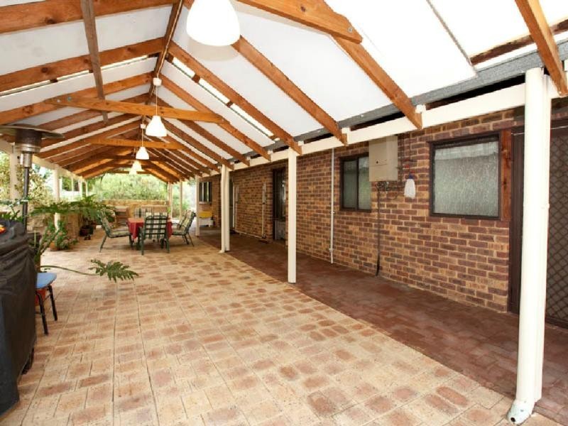 18 Goldsmith Drive, Wellard WA 6170