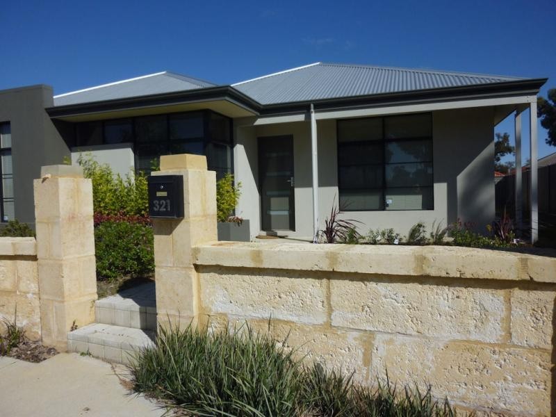 321 Lambeth Circle, Wellard WA 6170