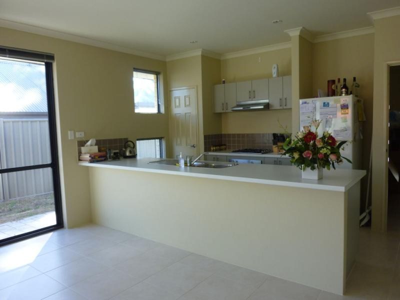 321 Lambeth Circle, Wellard WA 6170