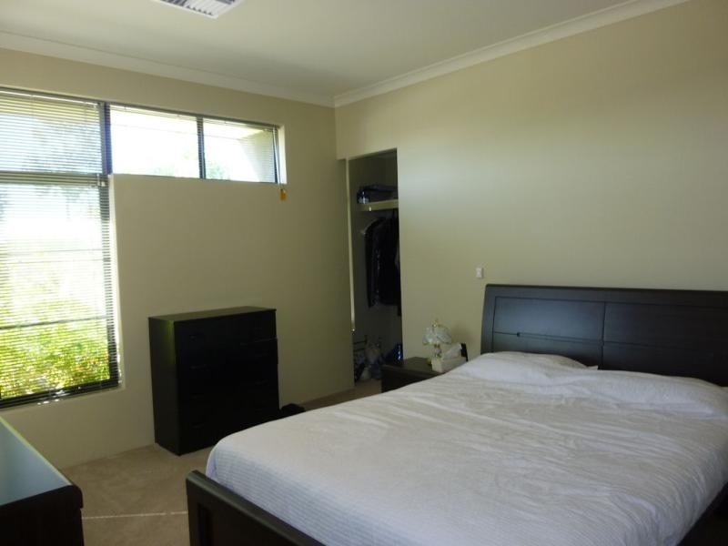 321 Lambeth Circle, Wellard WA 6170