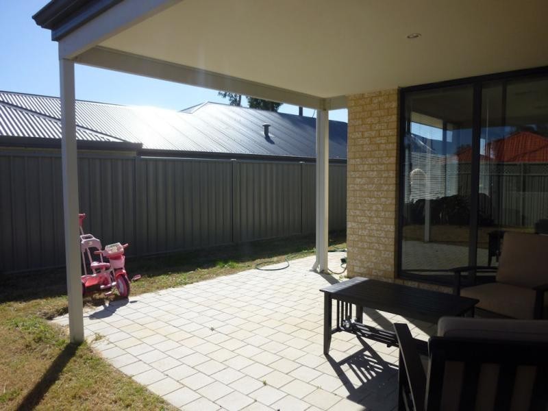 321 Lambeth Circle, Wellard WA 6170