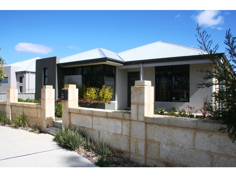 321 Lambeth Circle, Wellard WA 6170