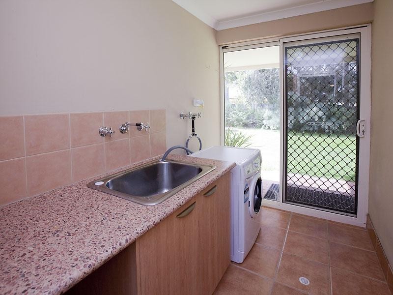 11 Bilya Avenue, Mardella WA 6125