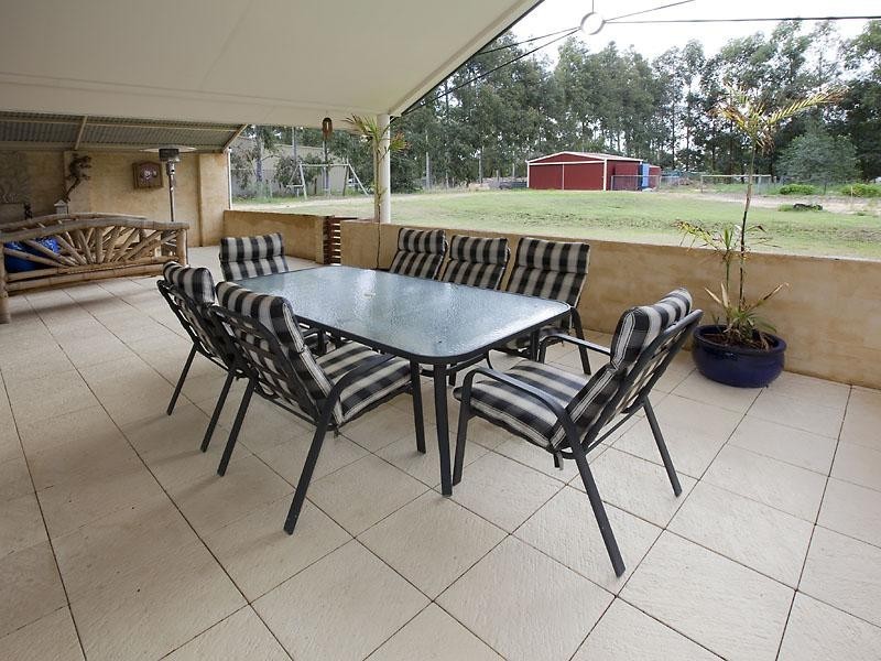 11 Bilya Avenue, Mardella WA 6125