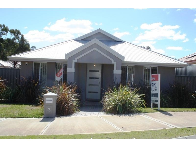 3 Lambeth Circle, Wellard WA 6170
