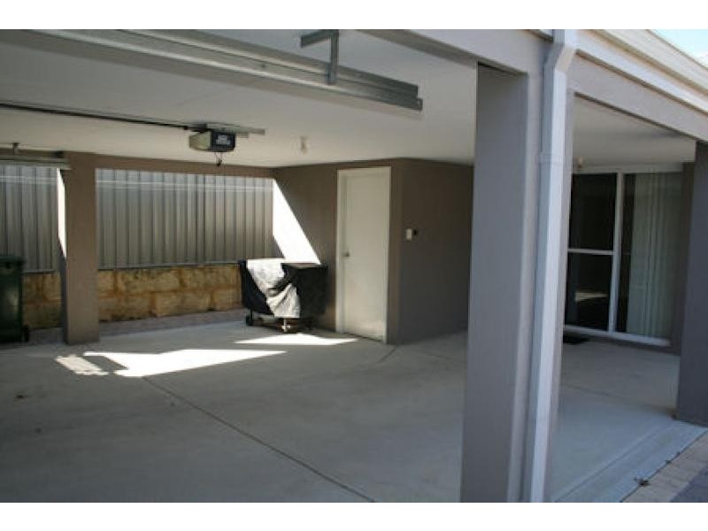 3 Lambeth Circle, Wellard WA 6170