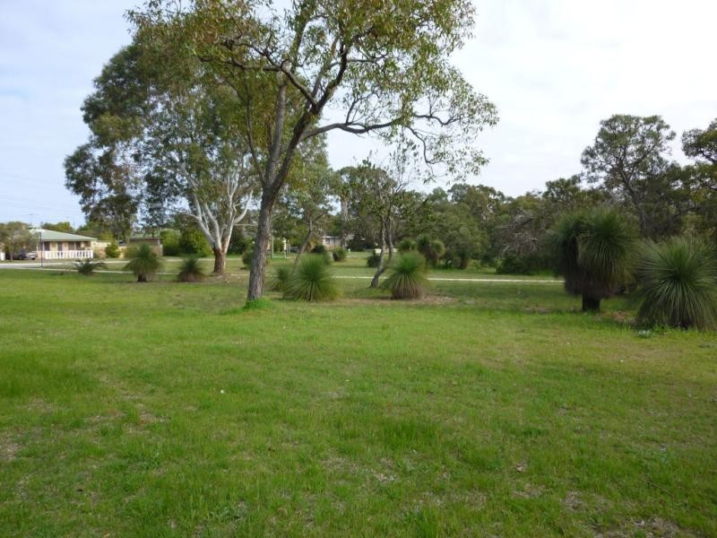 21 Clark Way, Orelia WA 6167