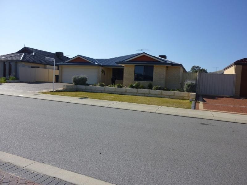 16 Drummore Way, Bertram WA 6167