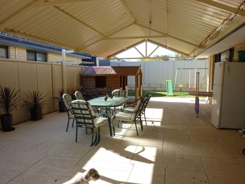 16 Drummore Way, Bertram WA 6167