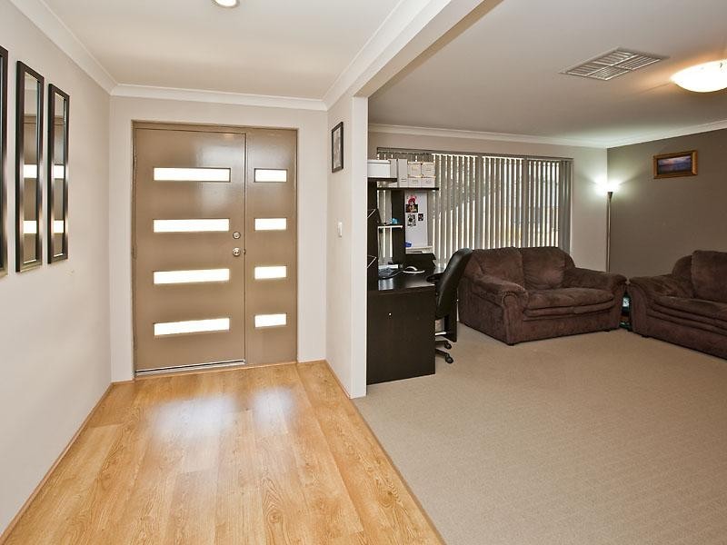 5 Doniford Way, Leda WA 6170