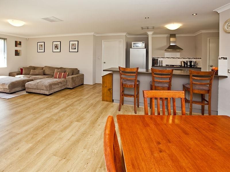 5 Doniford Way, Leda WA 6170