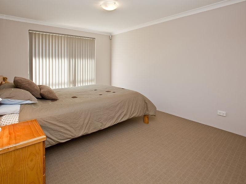 5 Doniford Way, Leda WA 6170