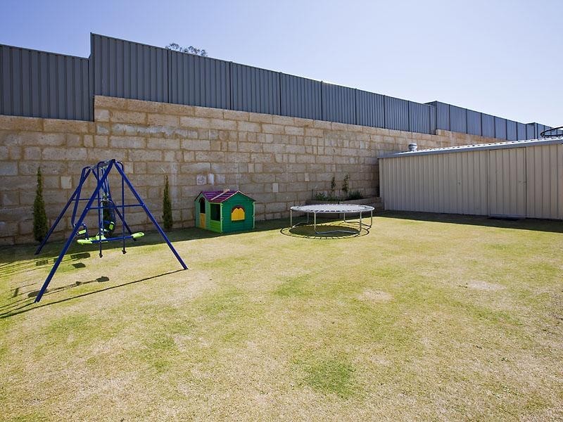 5 Doniford Way, Leda WA 6170