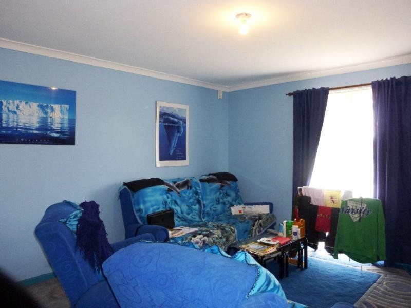 4 Sulphur Road, Parmelia WA 6167