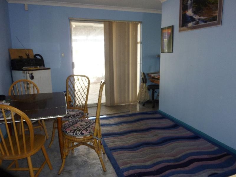 4 Sulphur Road, Parmelia WA 6167