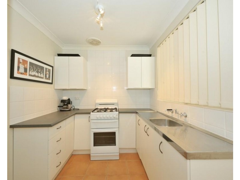 37 Chisham Avenue, Parmelia WA 6167