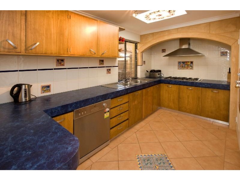 30 Haselmere Circus, Rockingham WA 6168
