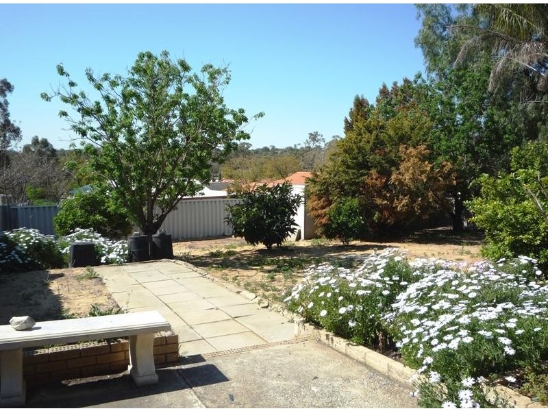 37 Pace Road, Medina WA 6167