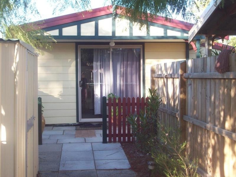 33 Pedder Way, Parmelia WA 6167