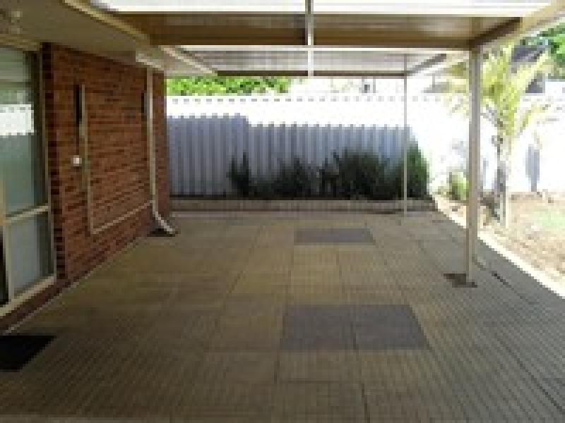 32 Tunnicliffe Street, Parmelia WA 6167