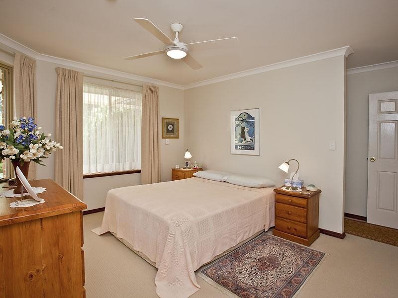 11 Weaver Lane, Wellard WA 6170