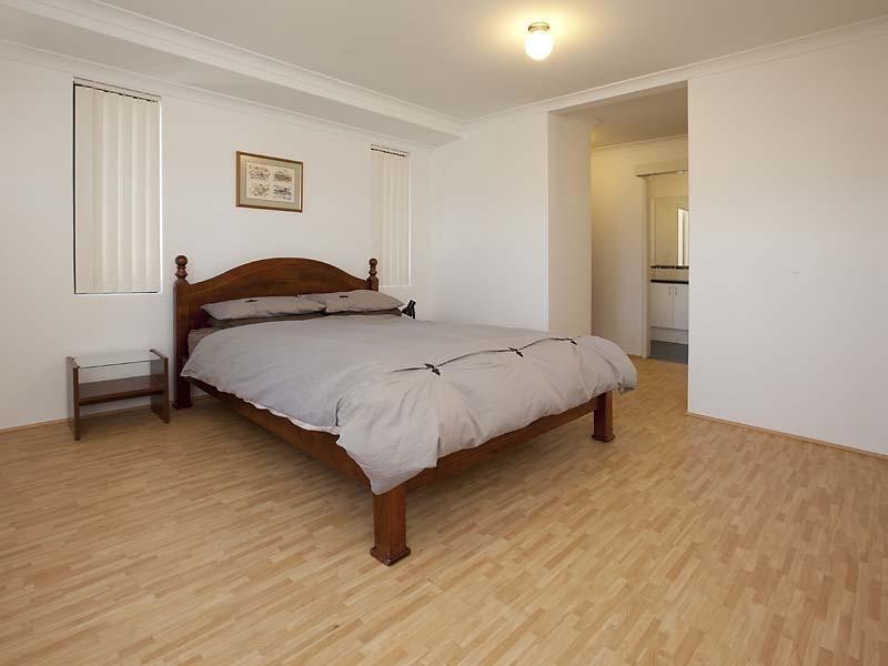 11 Nursling Chase, Wellard WA 6170