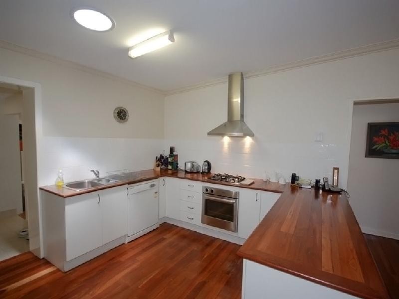 20 Harrison Way, Calista WA 6167