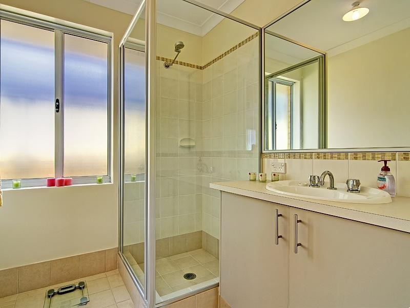 128 LYON ROAD, Aubin Grove WA 6164