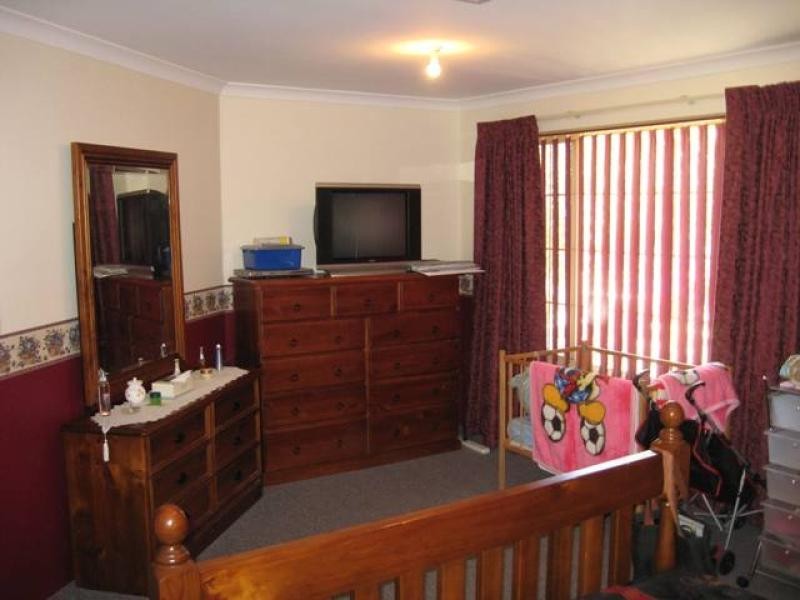 18 Kirkus Road, Medina WA 6167