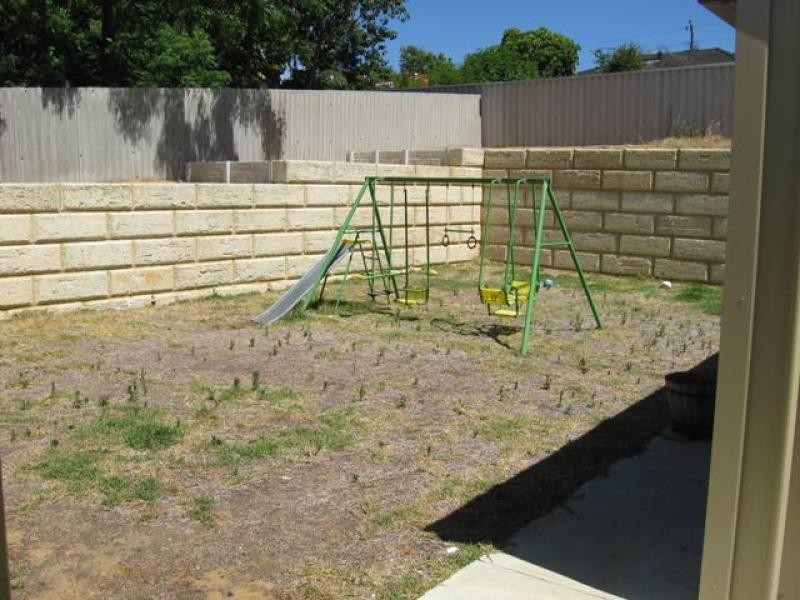 18 Kirkus Road, Medina WA 6167