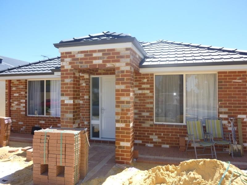 4 Cookham Green, Wellard WA 6170
